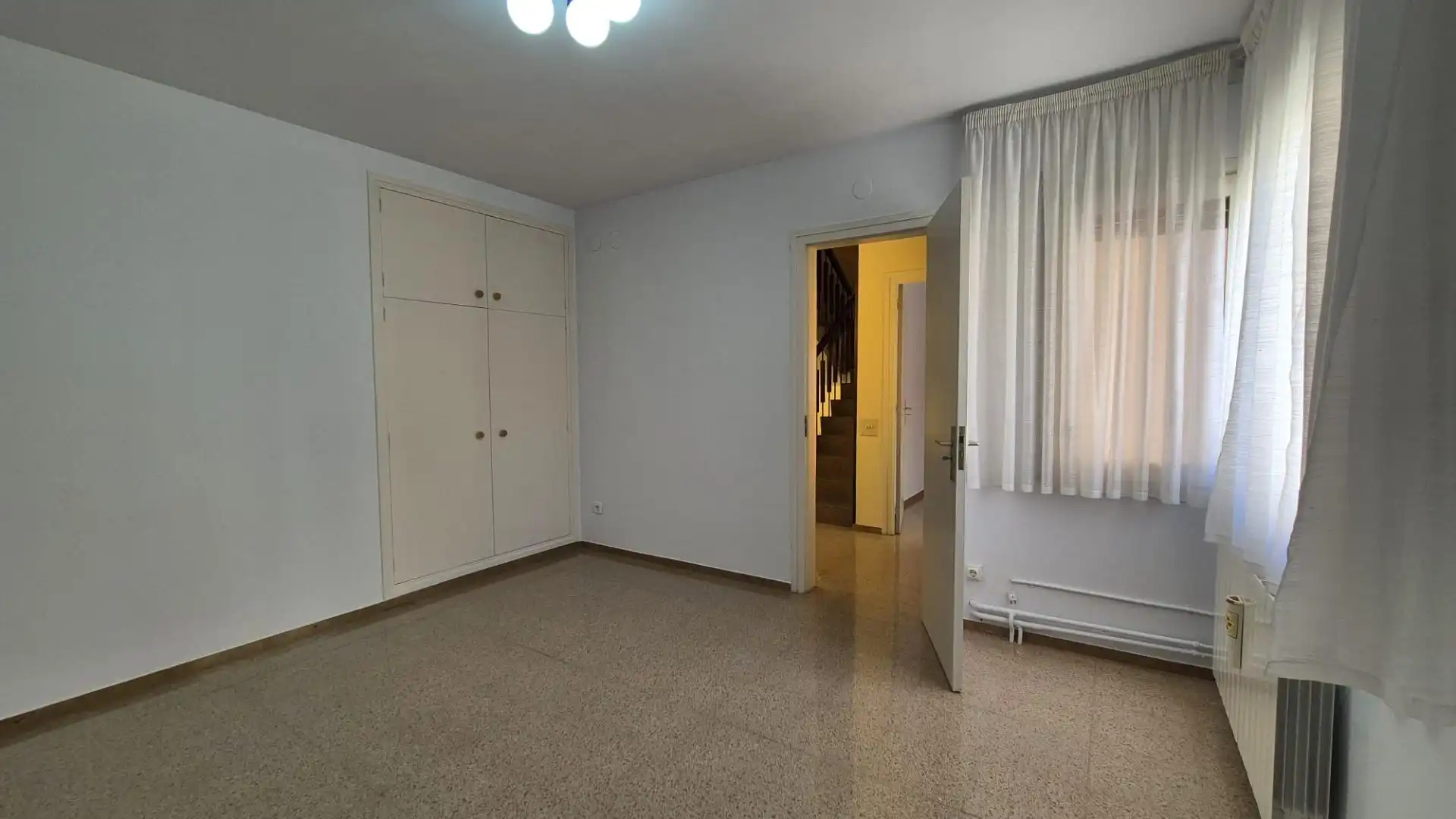 Dormitori de Casa o xalet de lloguer en Castellar del Vallès amb Calefacció, Jardí privat i Alarma