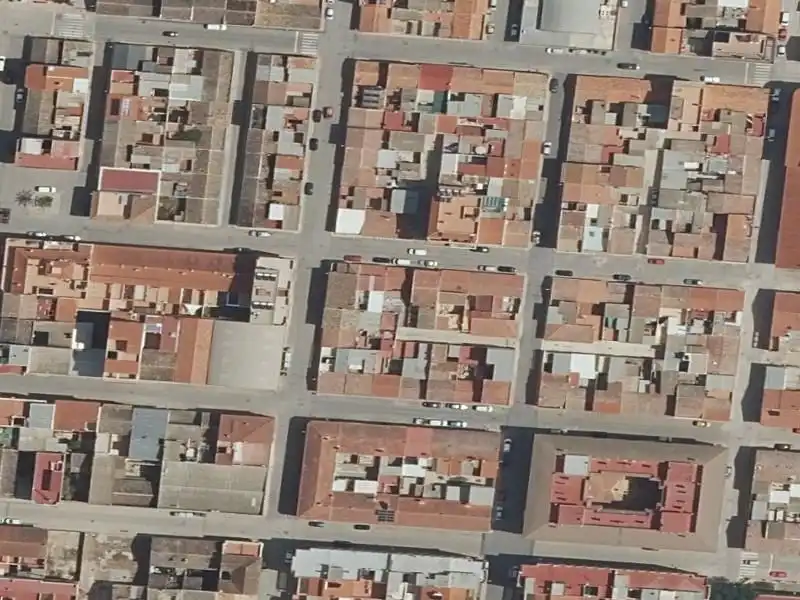 Casa en venta en CL. ELISEO GUARDIOLA VALERO. 10 Sin planta