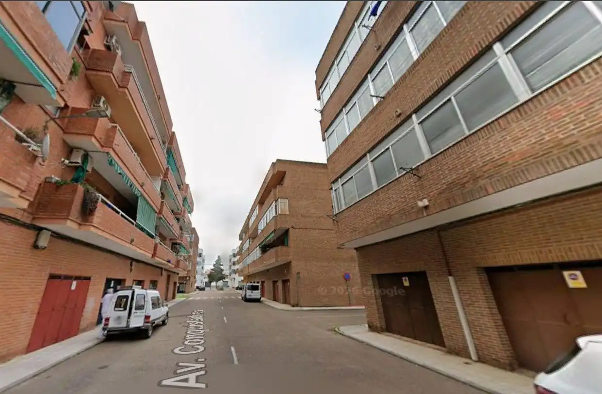 Flat for sale in Conquistadores, imagen 2