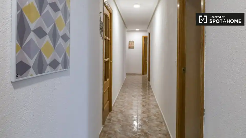 Piso de alquiler en Valencia con Aire acondicionado, Calefacción y Amueblado