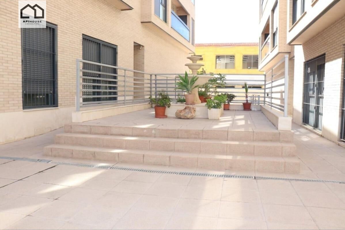 Terrassa de Pis en venda en Hondón de las Nieves / El Fondó de les Neus amb Terrassa i Moblat