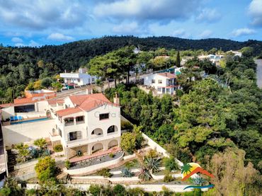 Villa con piscina in vendita a Lloret Verd - Els Pinars