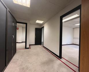 Büro zum verkauf in  Pamplona / Iruña