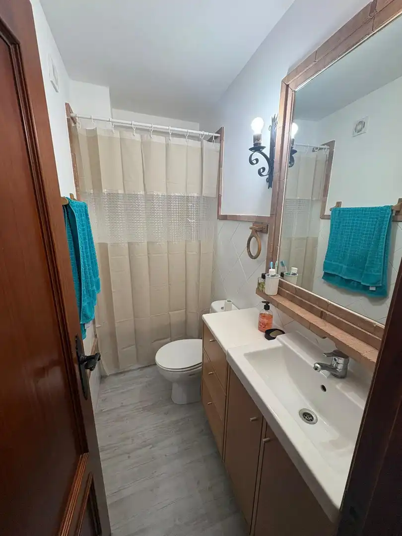 Bathroom of Flat for rent in Córdoba  with Air Conditioner and Furnished