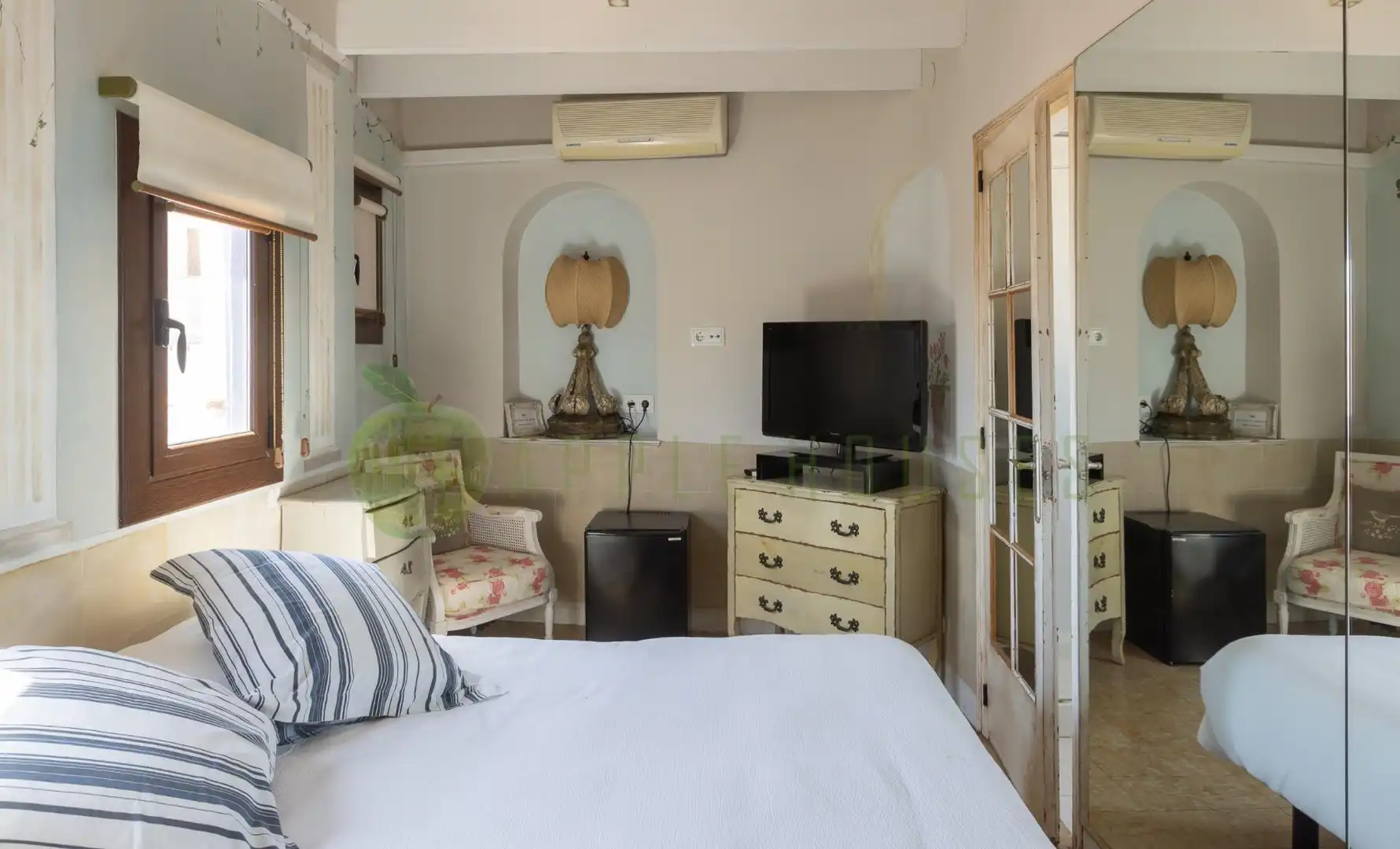 Bedroom of Houses for sale in Sitges  with Air Conditioner, Heating and Terrace