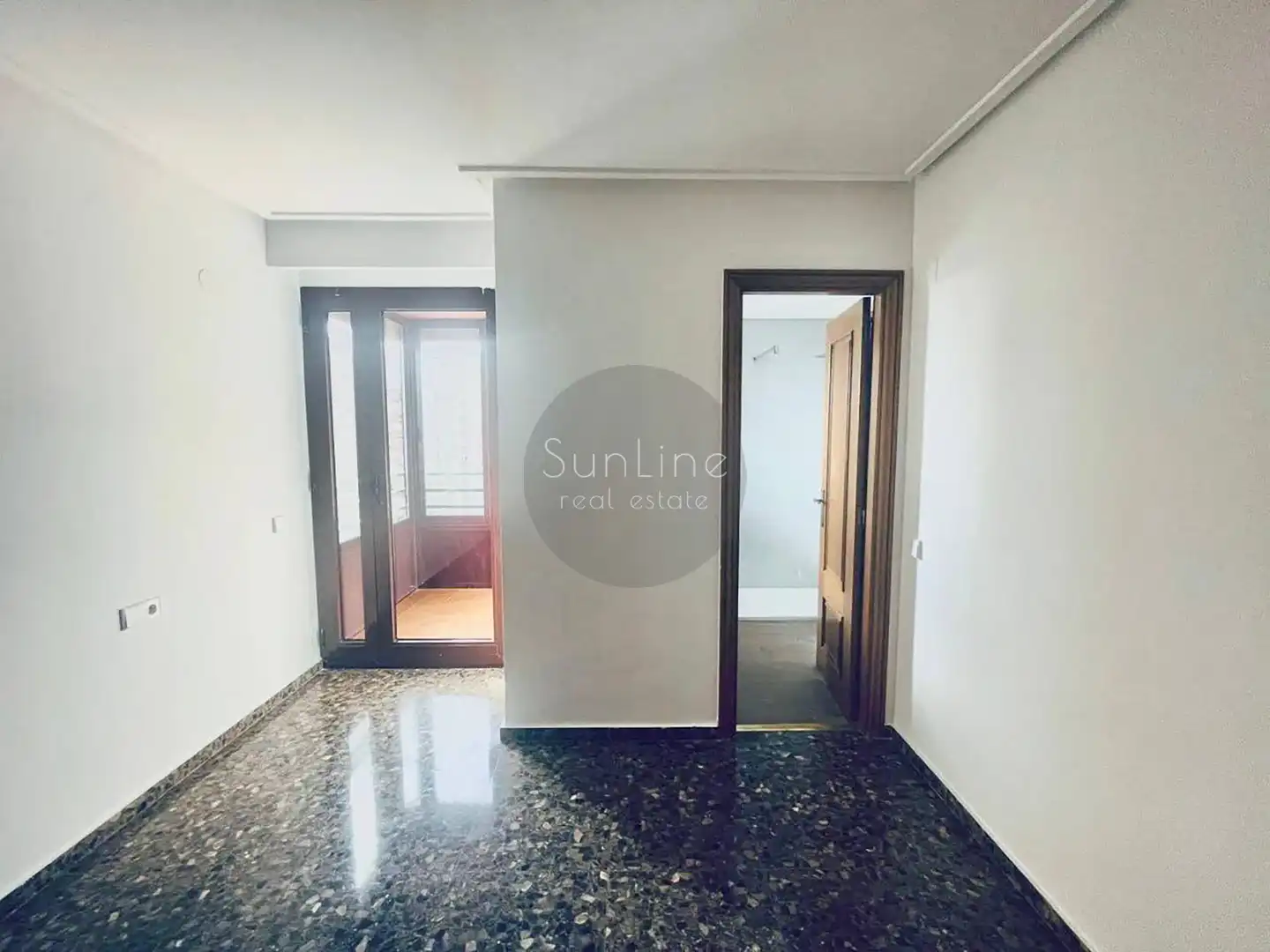 Flat for rent in Valencia  with Balcony and Pets allowed