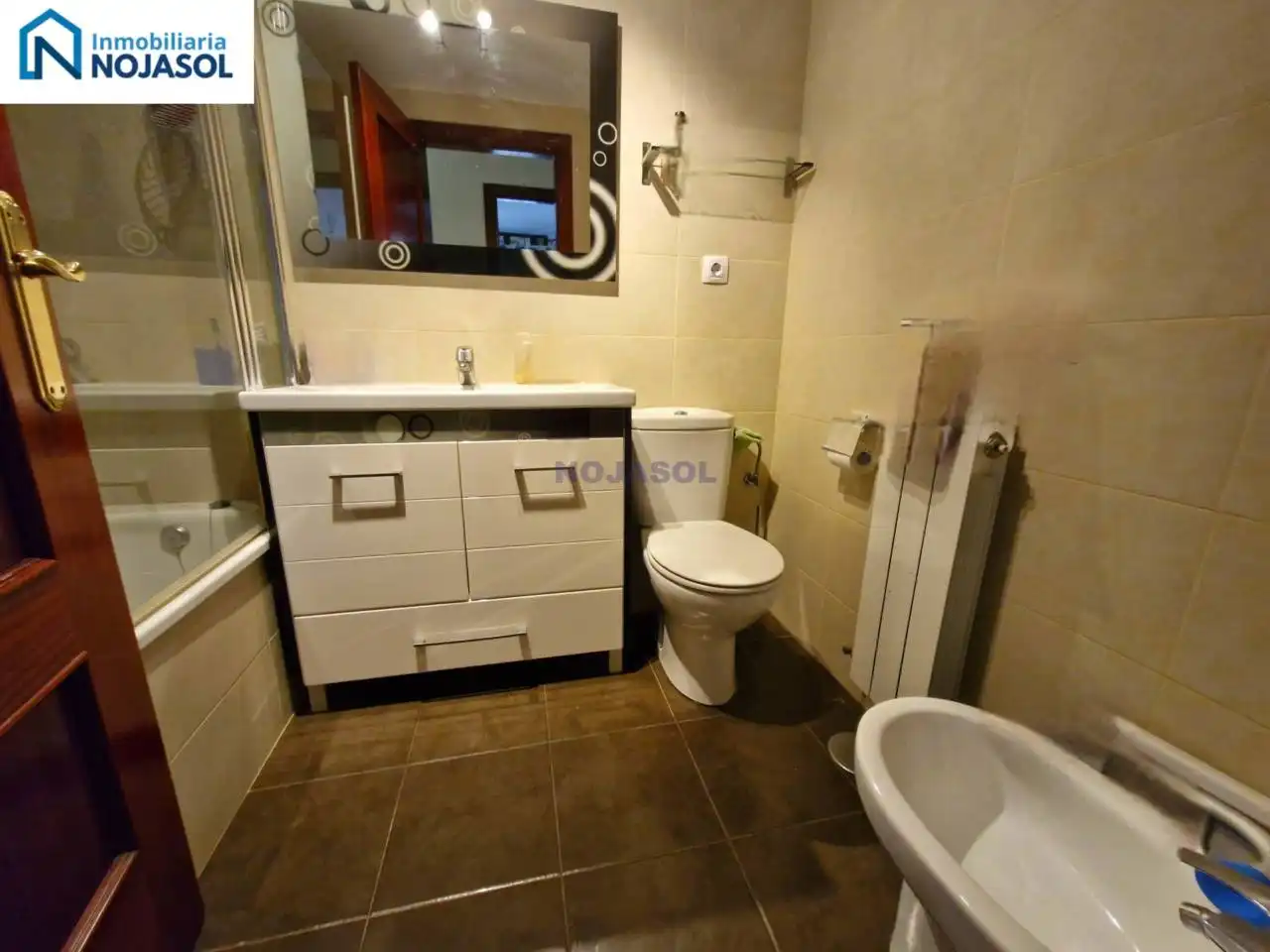 Baño de Apartamento en venta en Meruelo con Calefacción, Amueblado y Balcón