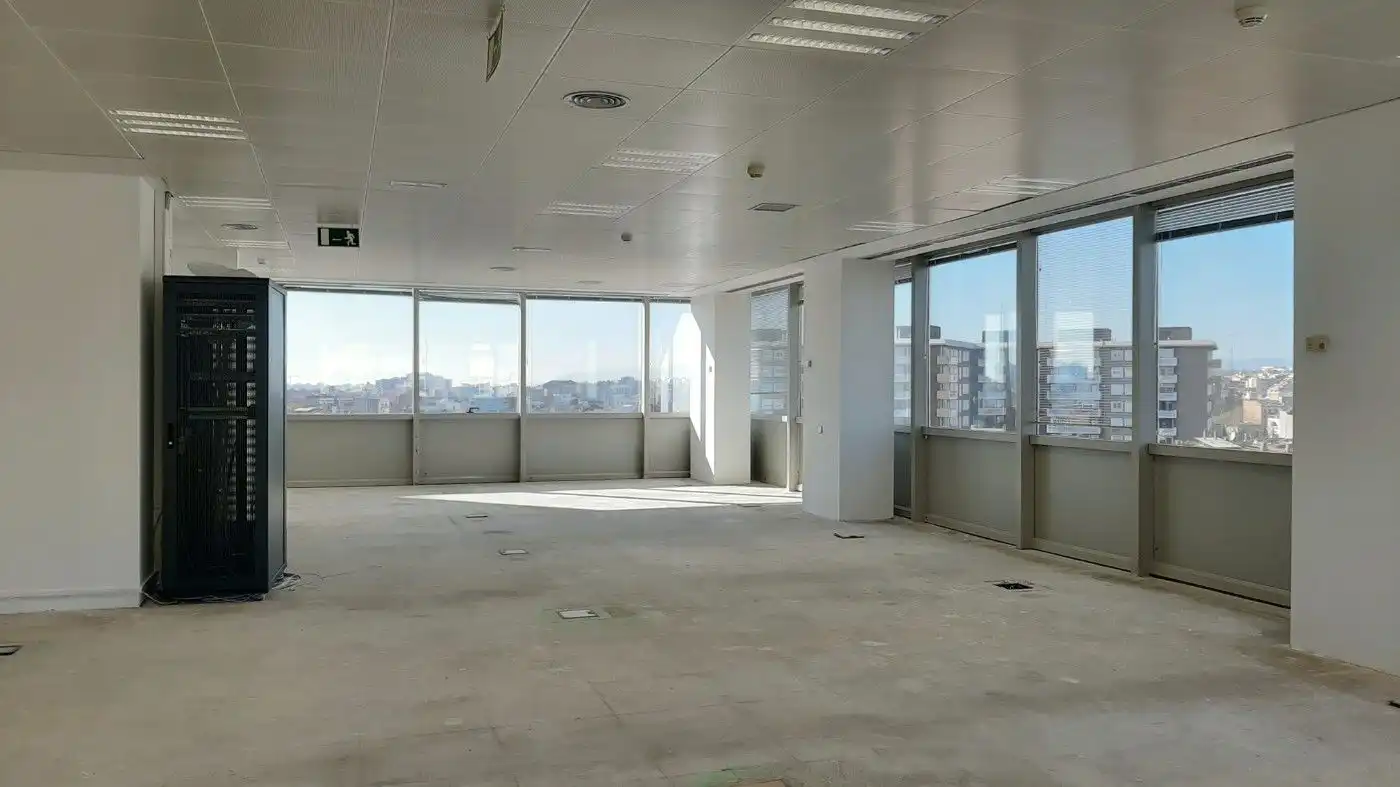 Office for rent in Sants - Montjuïc