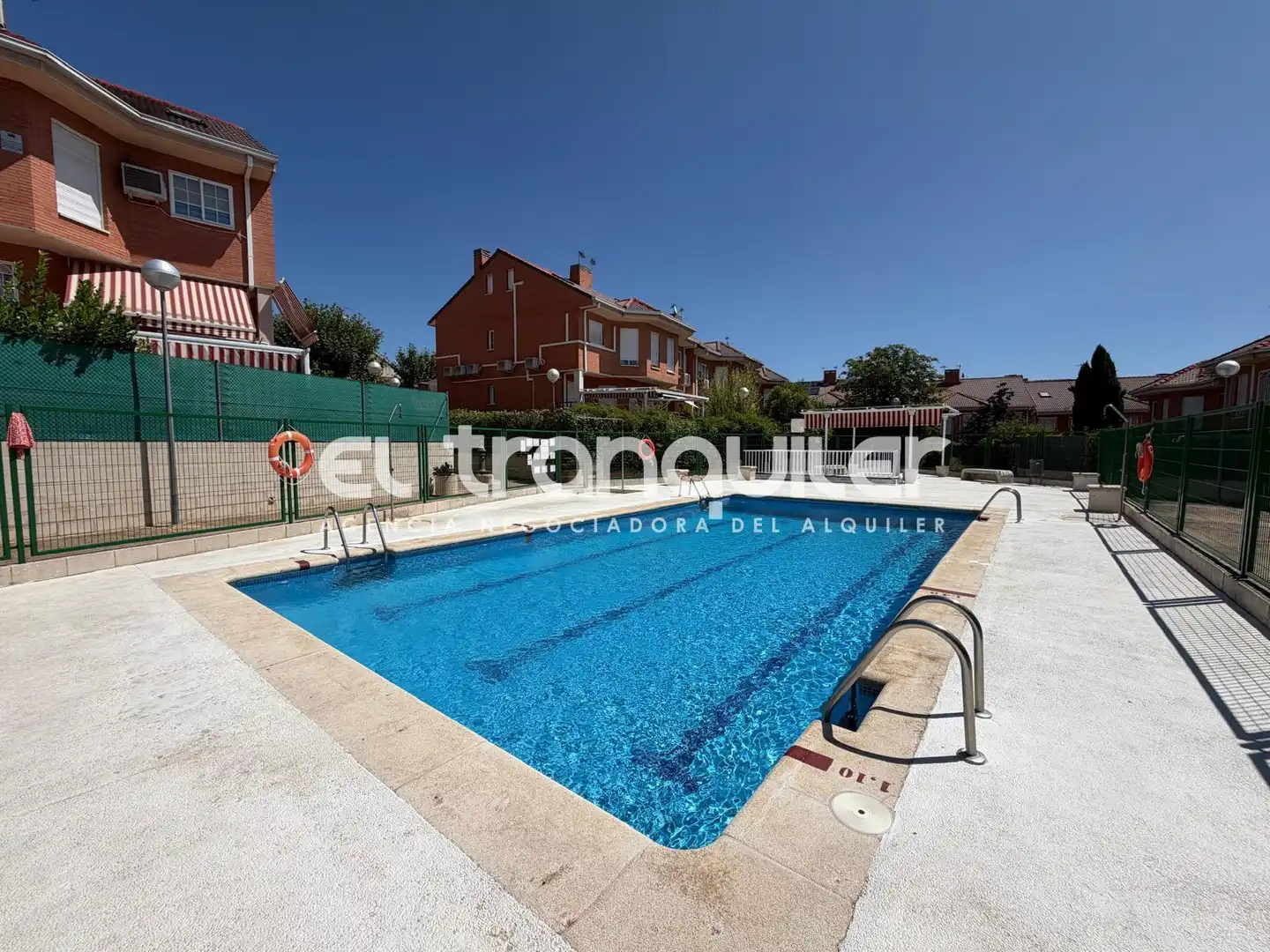 Piscina de Casa adosada de lloguer en Leganés amb Jardí privat, Parquet i Terrassa