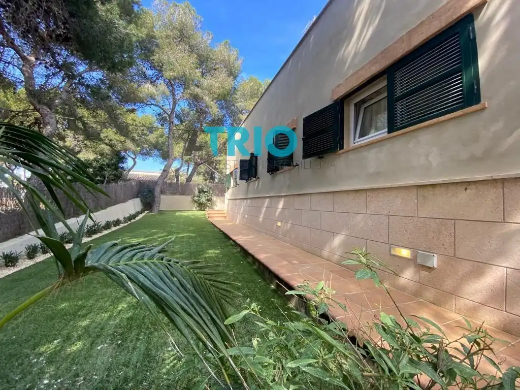 Garden of Houses for sale in Ses Salines  with Air Conditioner, Heating and Private garden