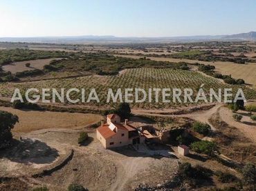 Casa rústica con piscina en venta en diseminado 500