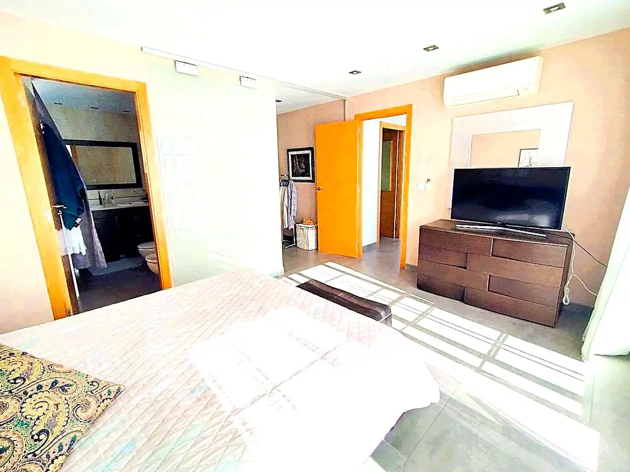Habitación de Casa o chalet en venta en Oliva con Aire acondicionado, Jardín privado y Terraza