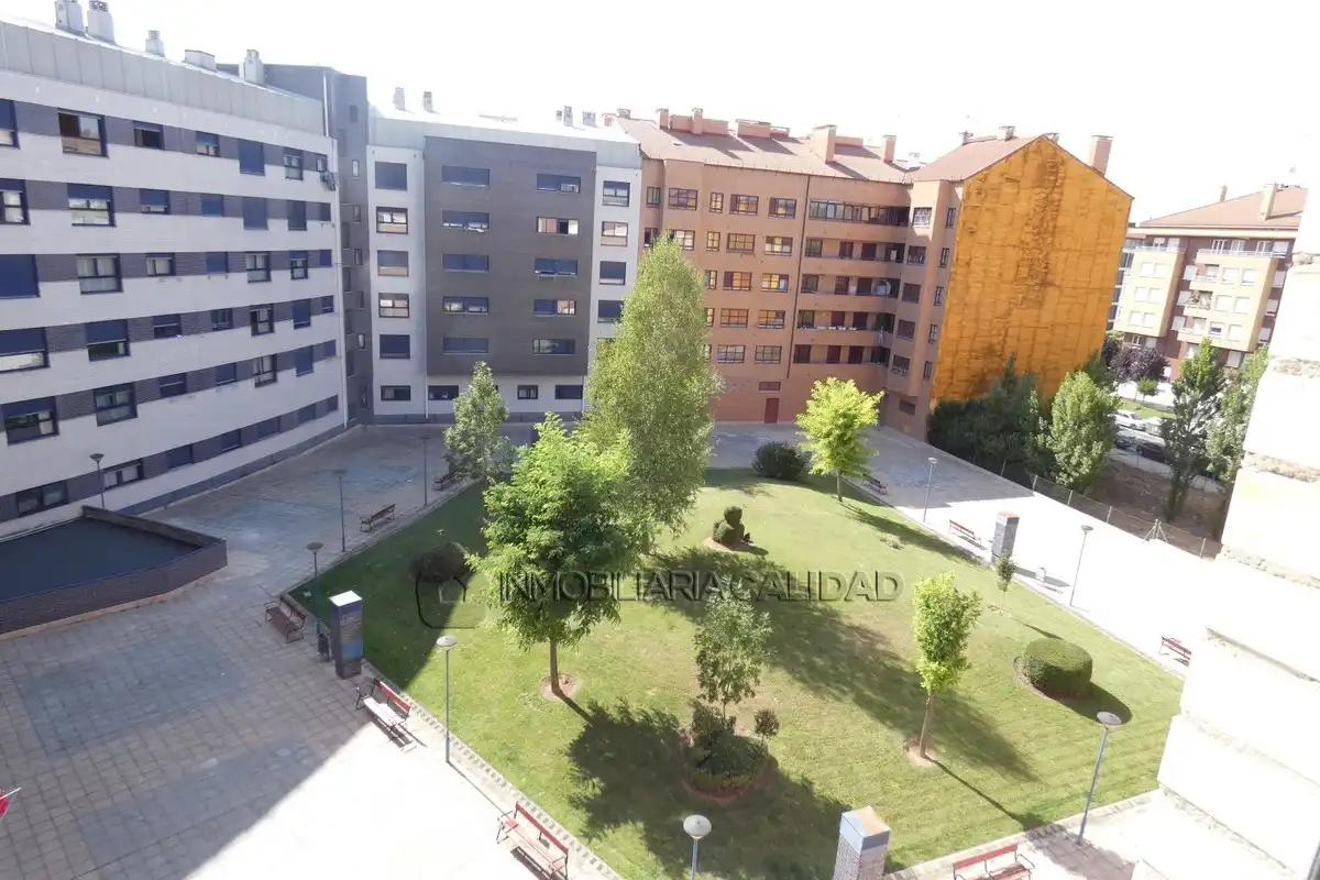 Exterior view of Flat for rent in Burgos  with Heating and Furnished