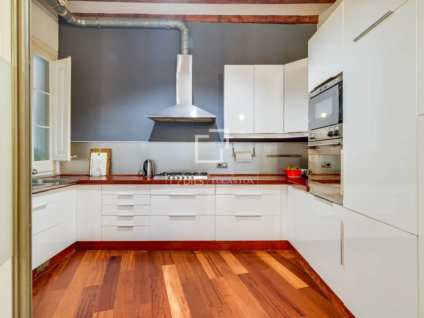 Cocina de Piso en venta en Barcelona con Aire acondicionado, Calefacción y Terraza