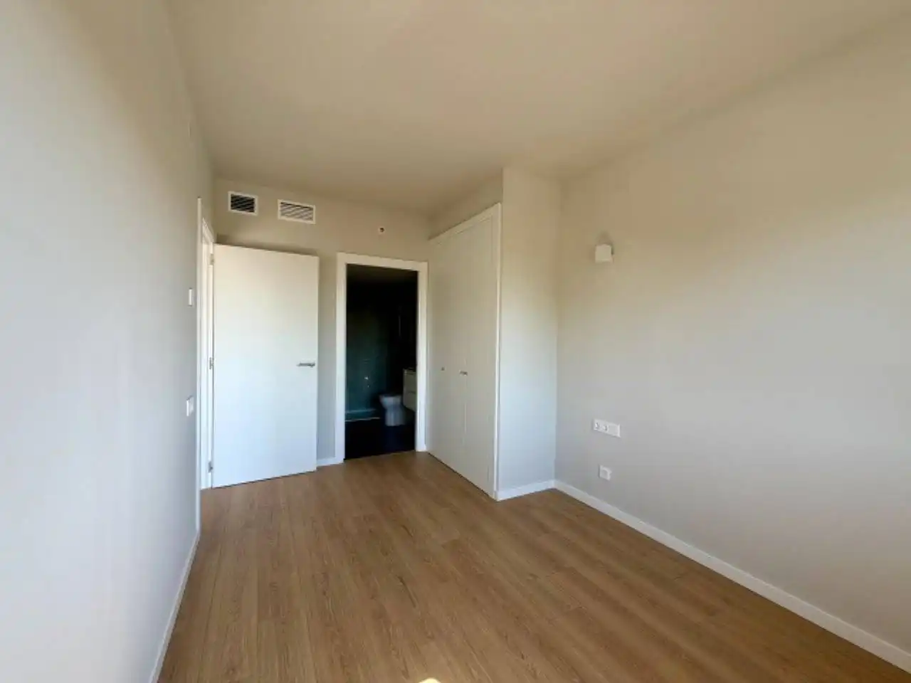 Wohnung zur Miete in Avenida Jaume I, Sant Pere Nord