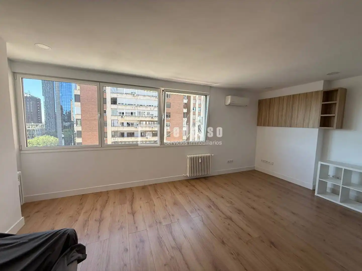 Schlafzimmer von Loft zur Miete in Madrid mit Klimaanlage