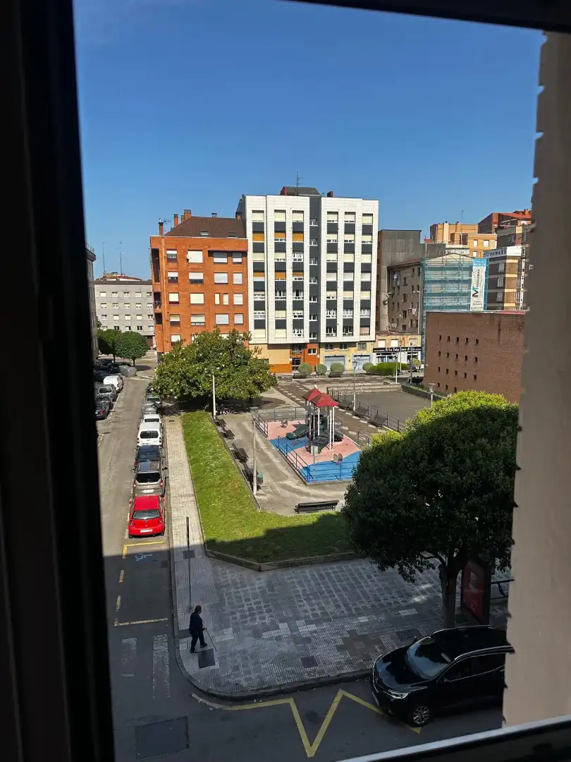 Parkplatz von Wohnung zum Verkauf in Gijón  mit Heizung, Möbliert und Alarm