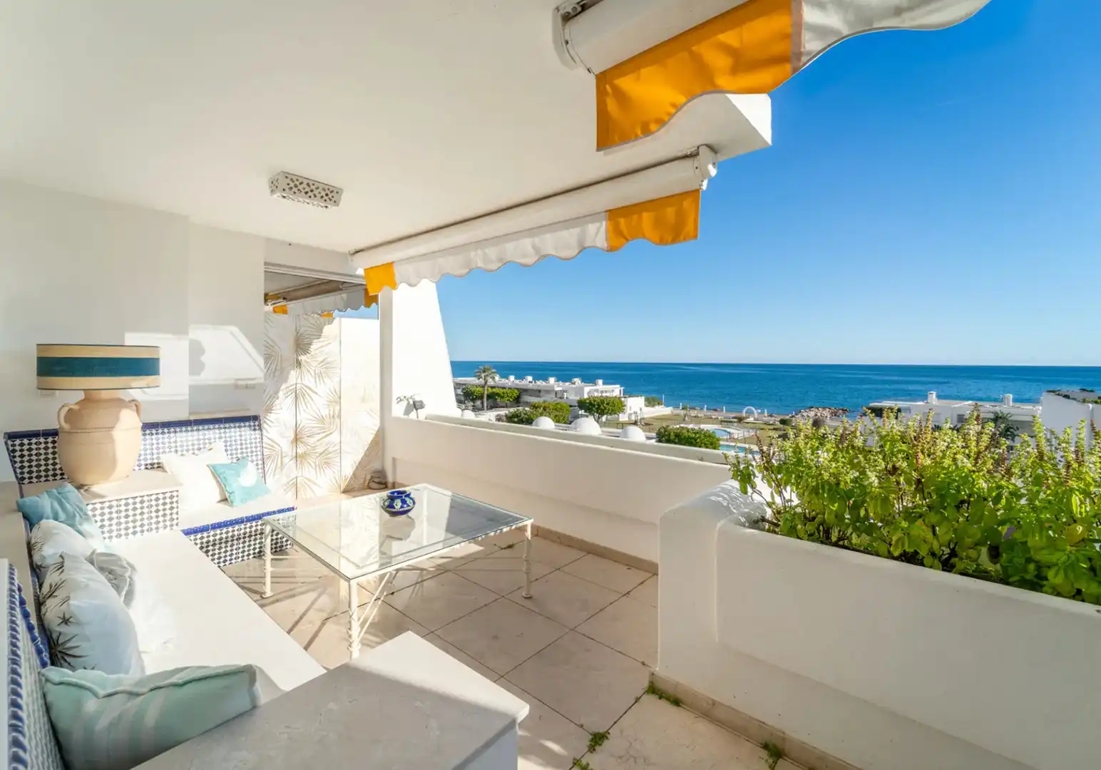Apartamento con piscina en venta en Calle 10 40