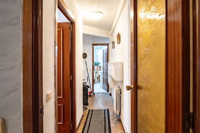 Piso en Venta en Valdeacederas