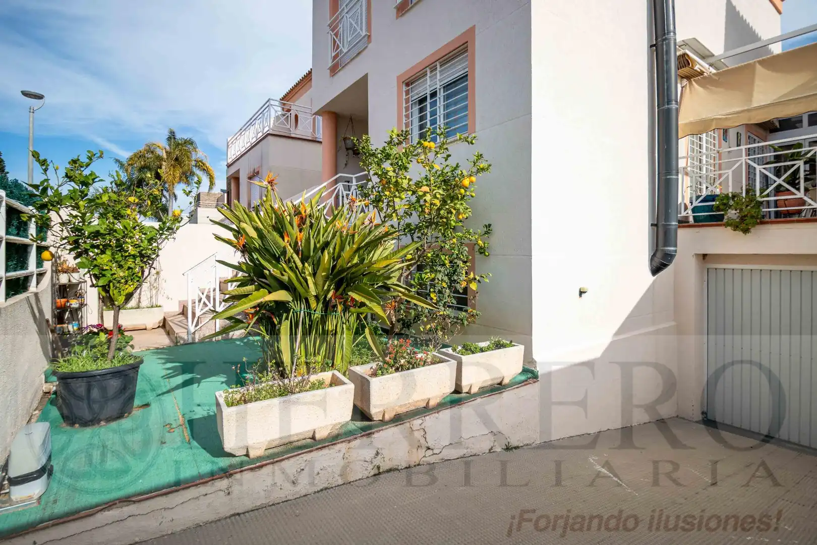 Vista exterior de Casa o chalet en venta en Gandia con Aire acondicionado, Calefacción y Jardín privado