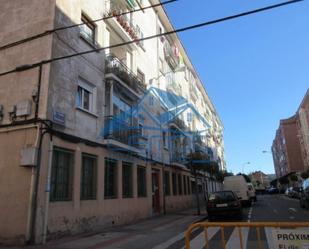 Vista exterior de Pis en venda en  Logroño