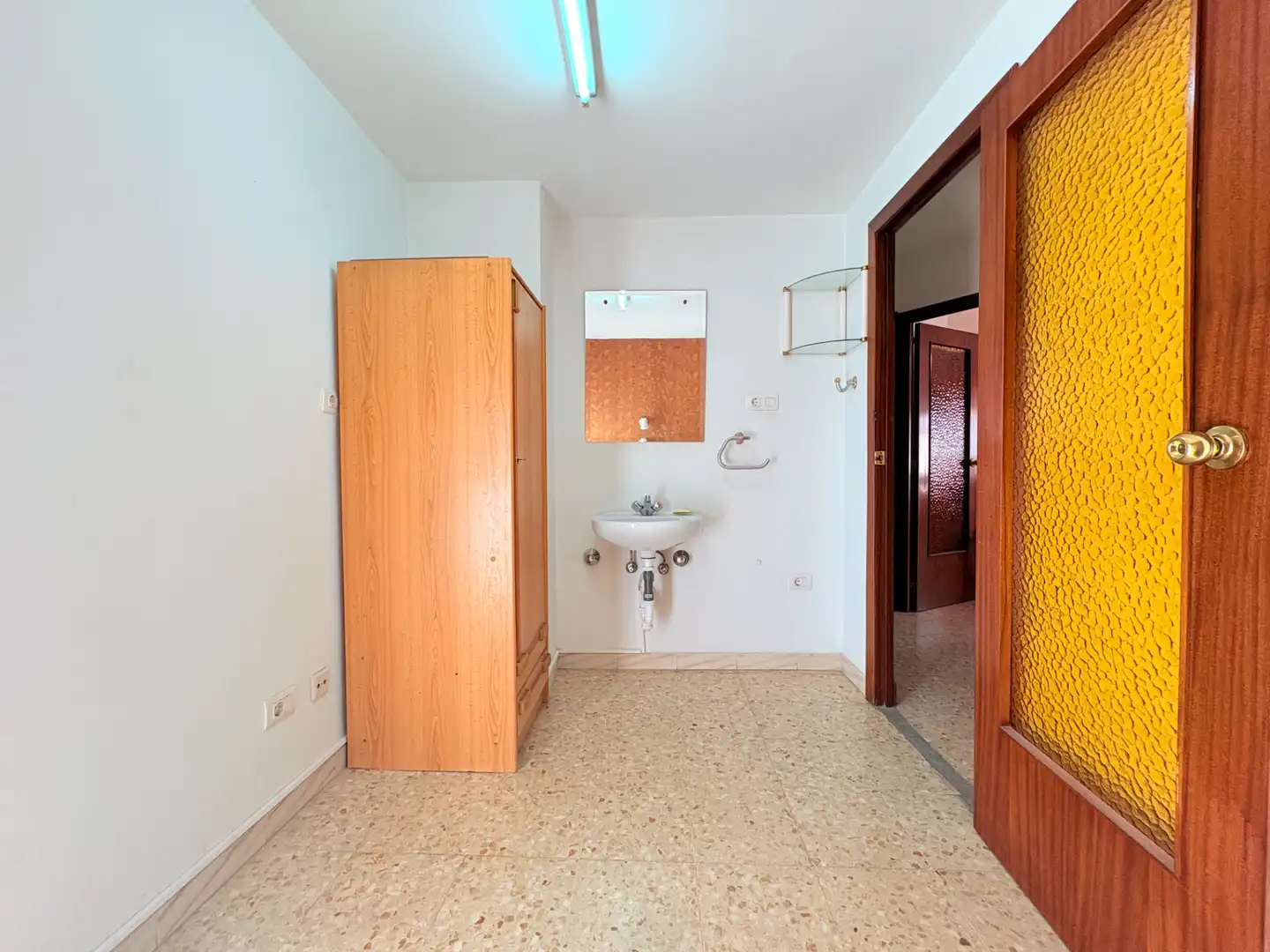 Baño de Piso en venta en Zuera con Calefacción