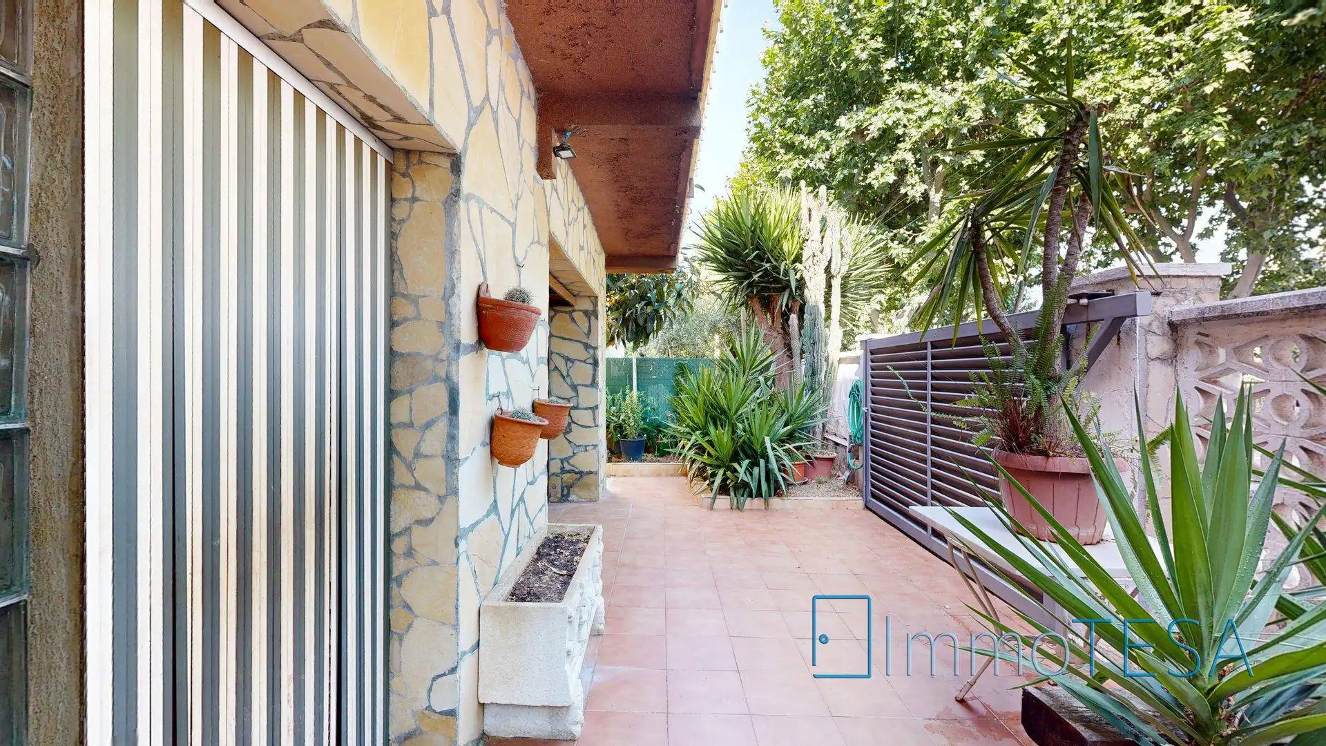 Vista exterior de Casa o chalet en venta en Barberà del Vallès con Calefacción, Jardín privado y Balcón