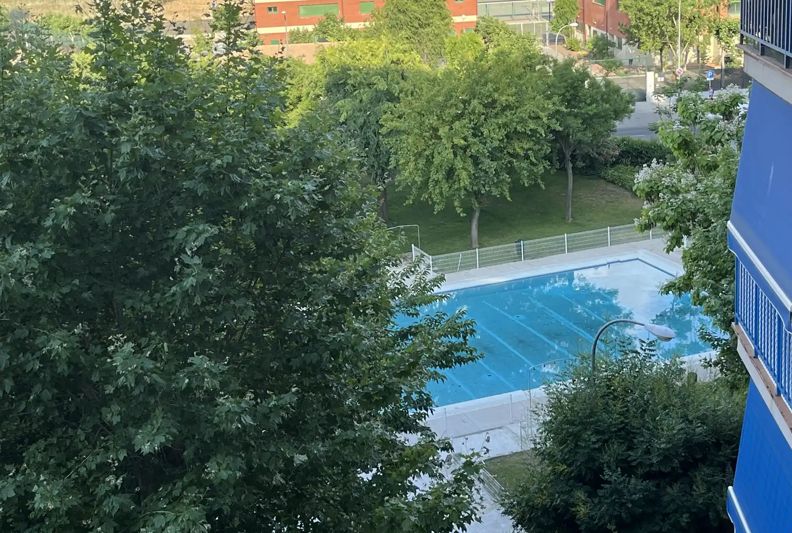 Swimming pool of Flat for sale in Fuenlabrada  with Air Conditioner, Heating and Parquet flooring