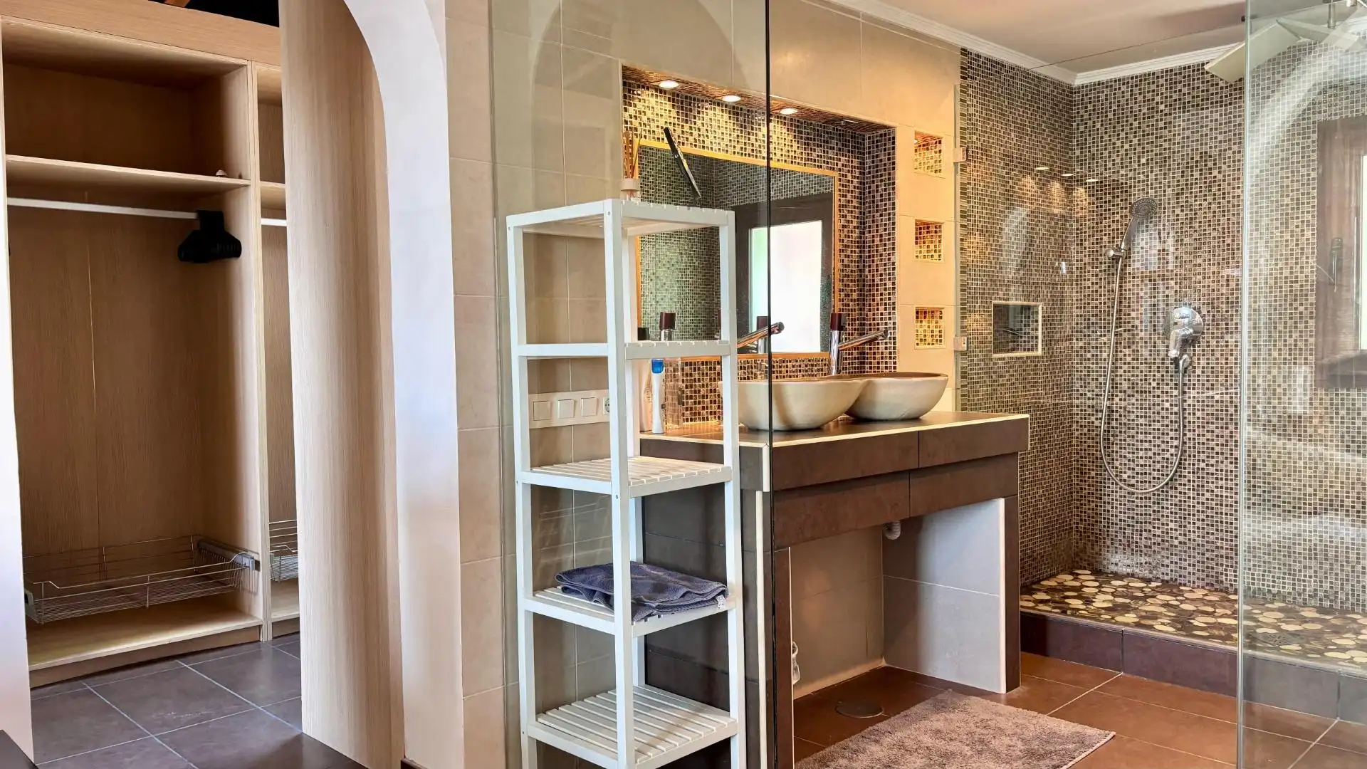 Villa con terrazza in vendita a Milla de Oro, imagen 35