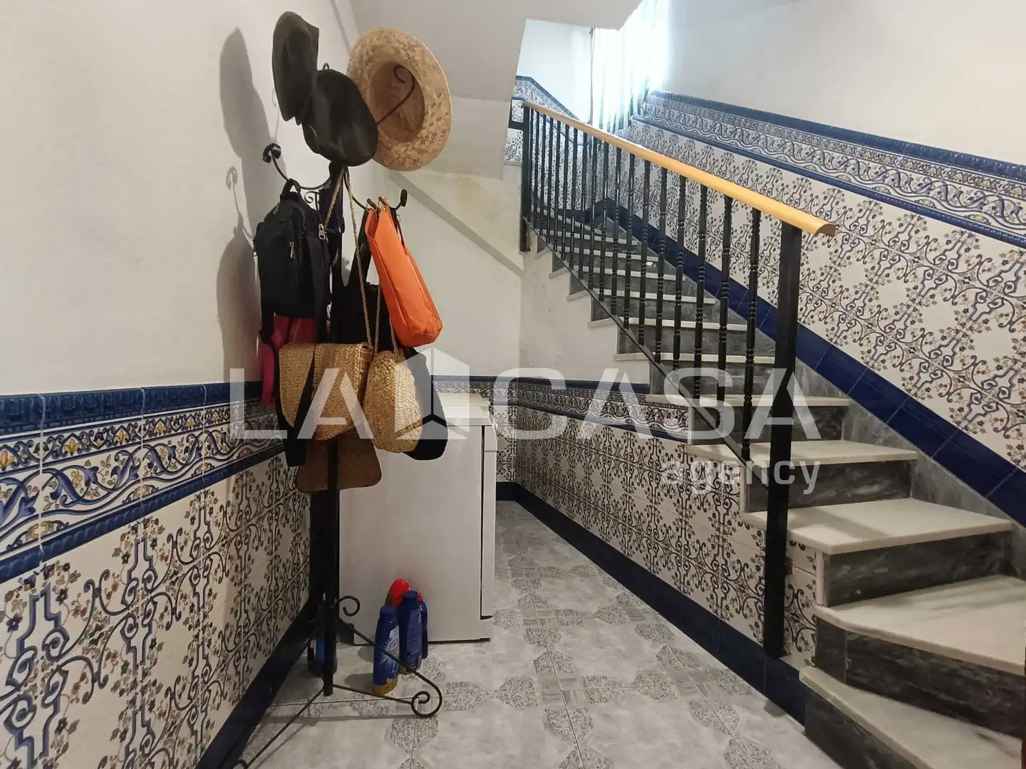Casa o xalet en venda en Algeciras amb Terrassa i Traster