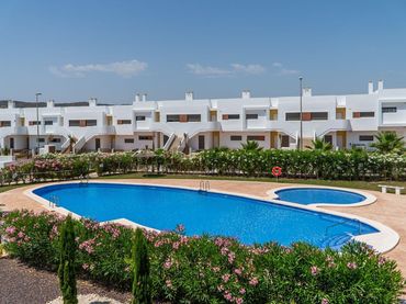 Maison mitoyenne avec piscine à vendre à Desamparados - Hurchillo - Torremendo