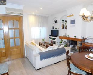 Living room of Flat for sale in Premià de Mar  with Heating and Terrace