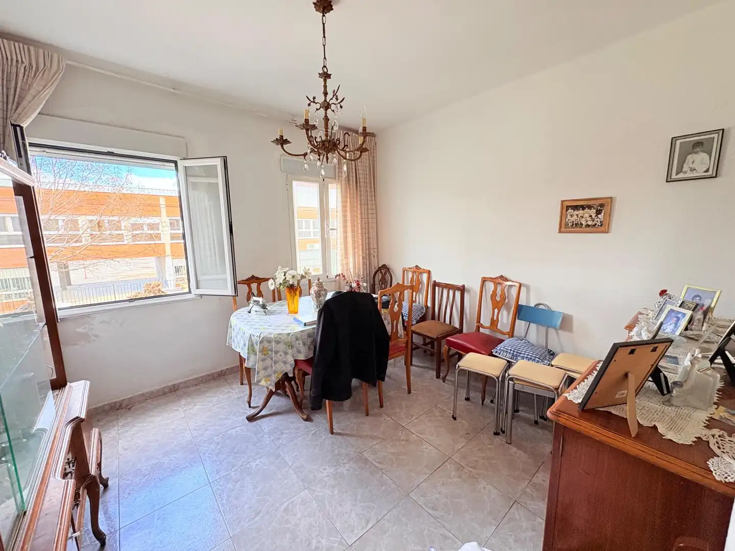 Comedor de Edificio en venta en Ponferrada