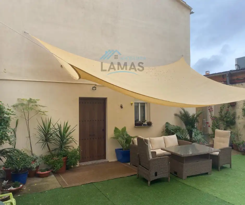 Terraza de Casa o chalet en venta en Navalmoral de la Mata con Aire acondicionado, Calefacción y Jardín privado