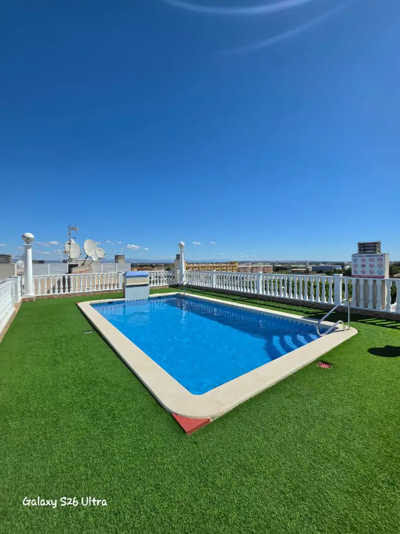 Piscina de Piso de alquiler en Formentera del Segura con Terraza, Amueblado y Piscina comunitaria