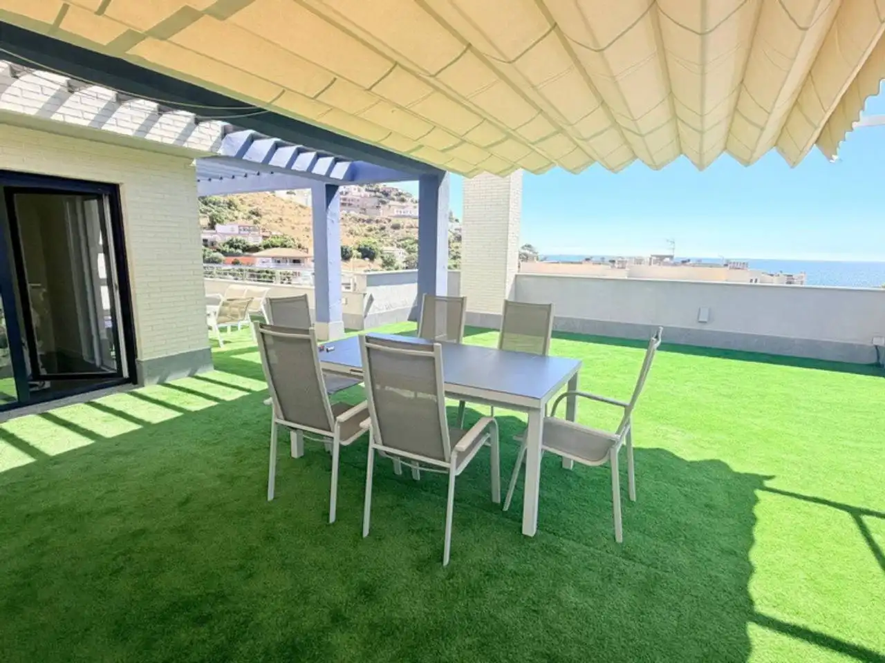 Terrasse von Dachboden zur Miete in Velilla - Velilla Taramay