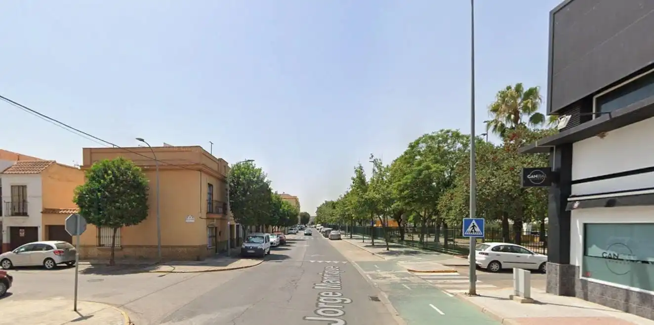 Flat with lift for sale in JORGE MANRIQUE