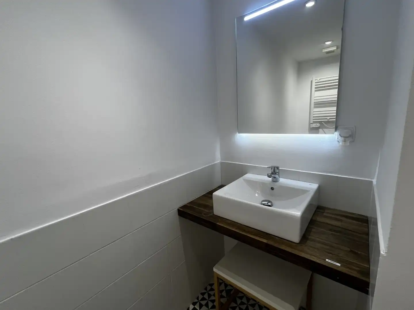Baño de Local en venta en Girona con Aire acondicionado
