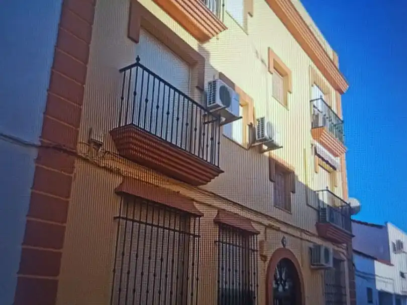 Vista exterior de Pis en venda en Fuente del Maestre amb Aire condicionat i Balcó