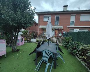 Garden of Single-family semi-detached for sale in Olot  with Heating