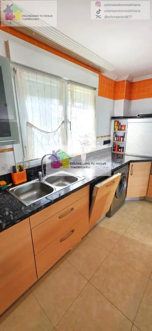 Kitchen of Houses for sale in Sariegos  with Air Conditioner, Heating and Private garden