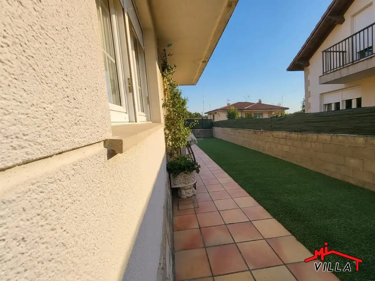 Terraza de Casa o chalet en venta en Voto con Calefacción, Terraza y Trastero