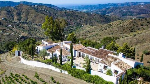 Foto 4 de Casa adosada en venta en Canillas de Aceituno, Málaga
