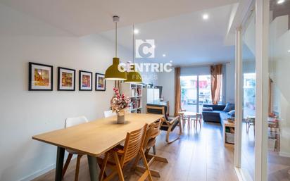 Exterior view of Single-family semi-detached for sale in Sabadell  with Air Conditioner, Heating and Terrace