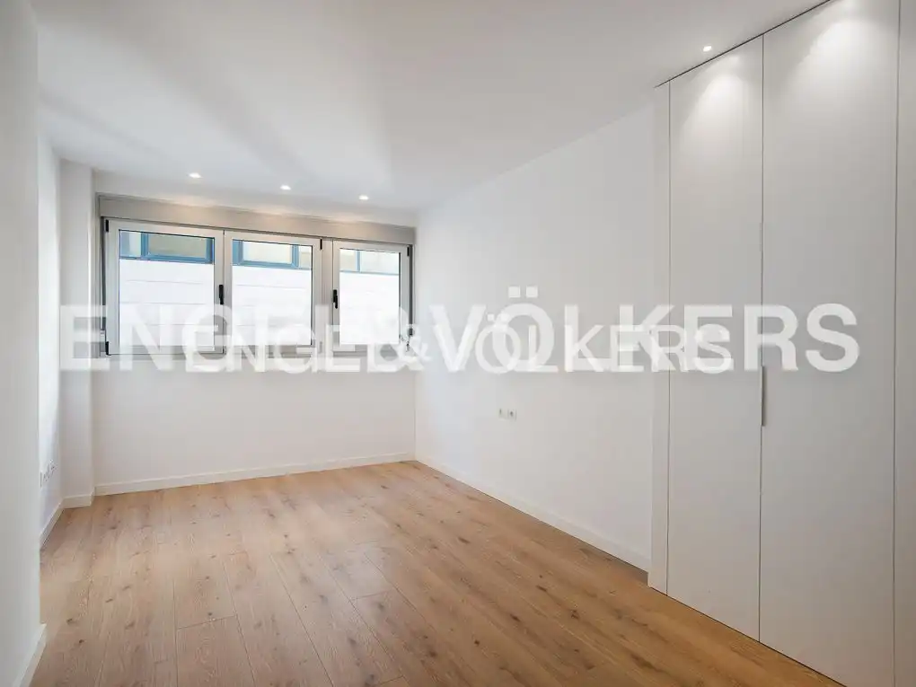 Flat for sale in Parque Ribalta - Plaza de Toros