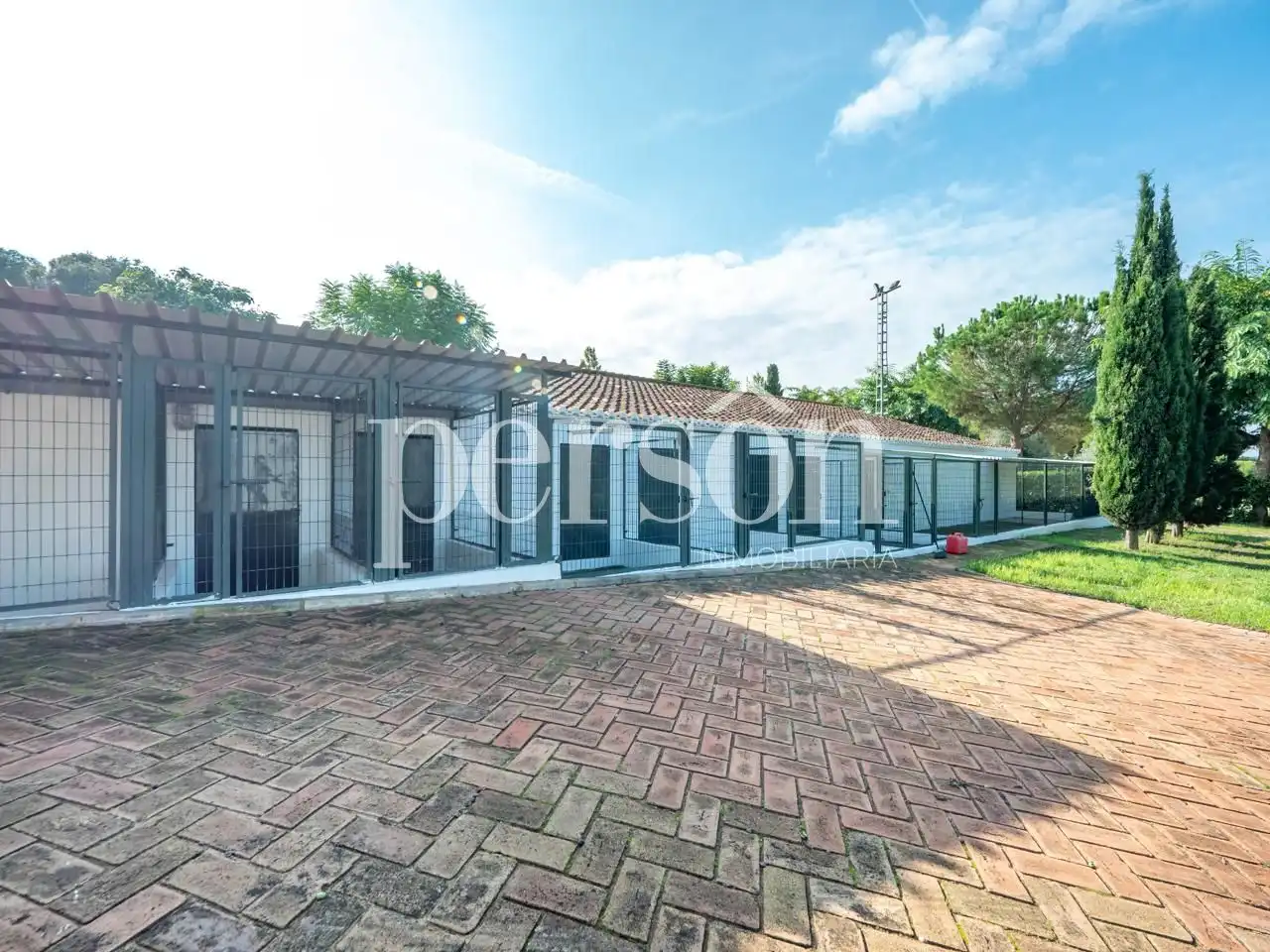 Vista exterior de Finca rústica en venda en Bétera amb Aire condicionat, Calefacció i Jardí privat