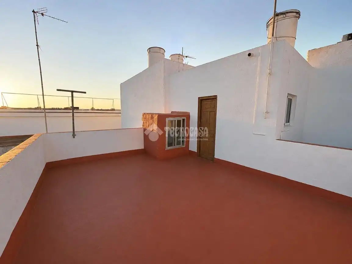 Casa adosada en venta en Conil