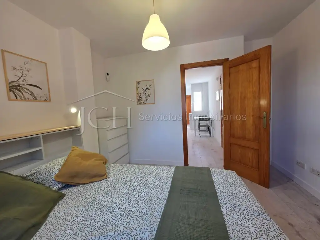 Habitación de Apartamento de alquiler en Mijas con Aire acondicionado, Amueblado y Microondas