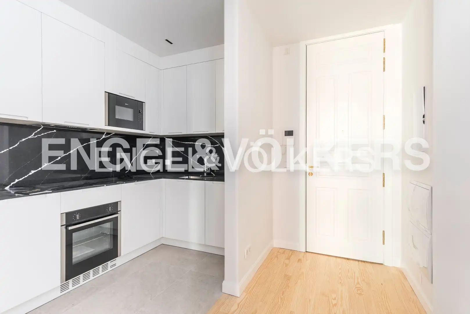 Küche von Wohnung zur Miete in Madrid mit Klimaanlage, Heizung und Abstellraum