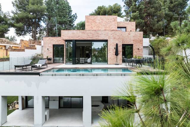 Casa-chalet en Venta en El Atabal